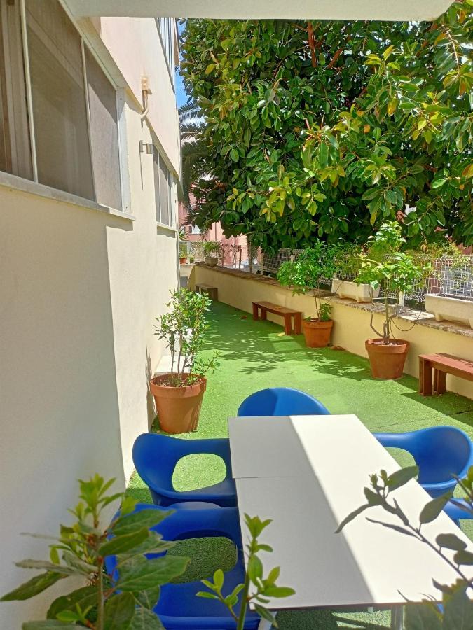Port - Juvenil Hostal