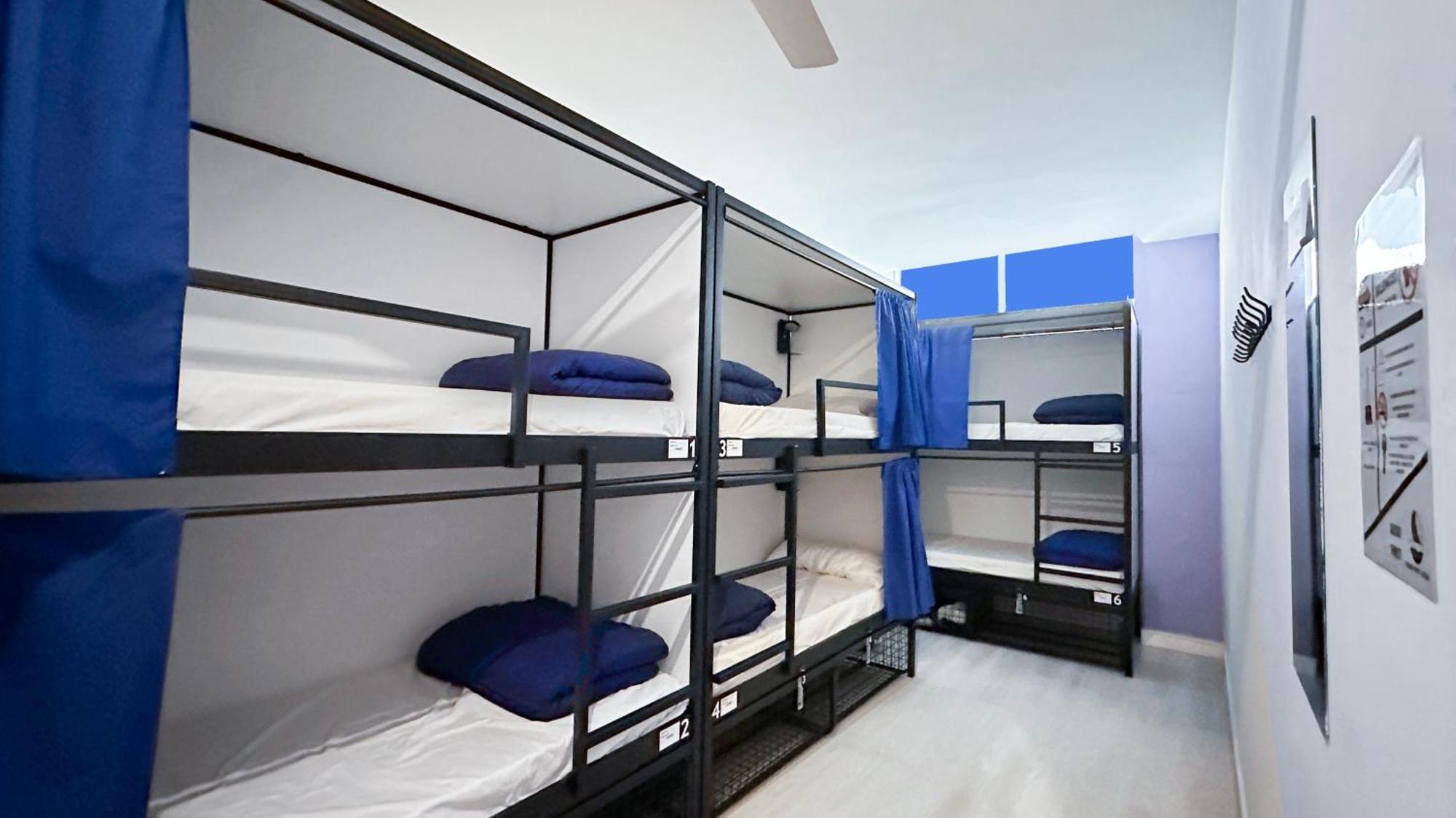 Port - Juvenil Hostal